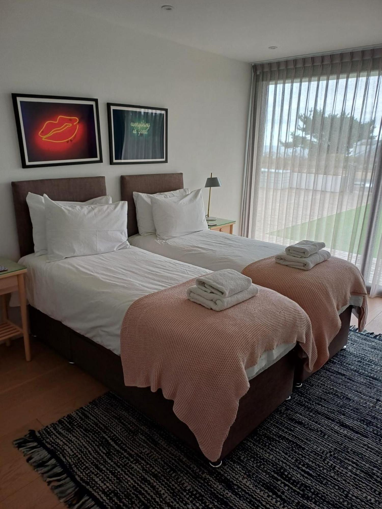 Апартаменты 1 The Bay - Stunning Contemporary Flat On The Scottish Coast Coldingham Экстерьер фото